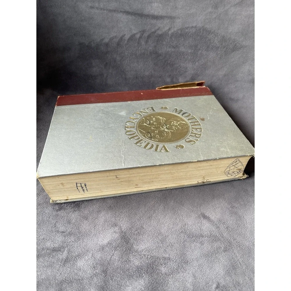 Mothers Encyclopedia Expert Advice On Child Care Family Living Vintage Mom‎ 1965